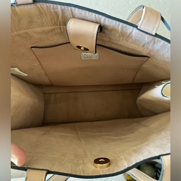 A New Day White Floral Purse - Picture 3 of 5